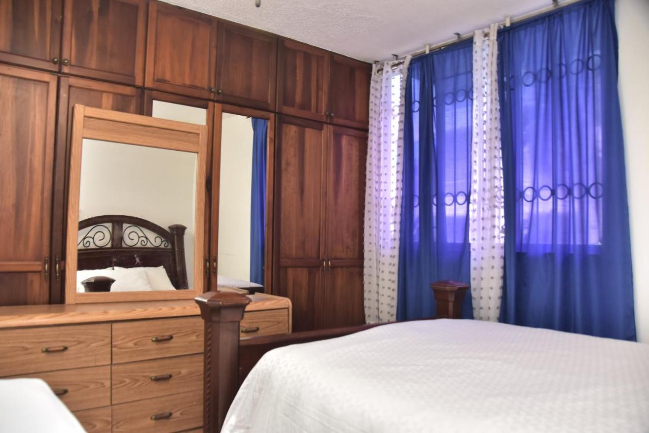 The President Room 5 Minutes To Devon House 4 Waterloo Avenue Kingston Room photo